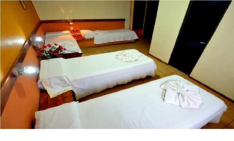 Hosteria Casa Blanca Iguazu Пуэрто-Игуасу Экстерьер фото